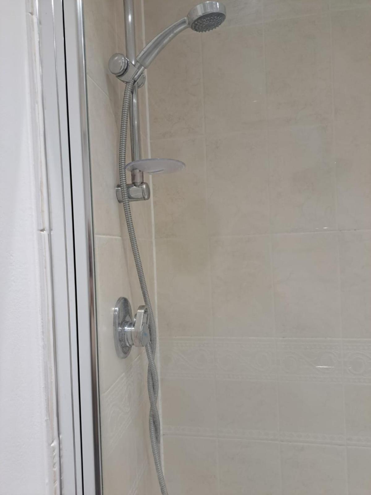 Luxury Rooms And An En-Suite Room With Free Wi-Fi Clarendon Way Colchester Exterior photo