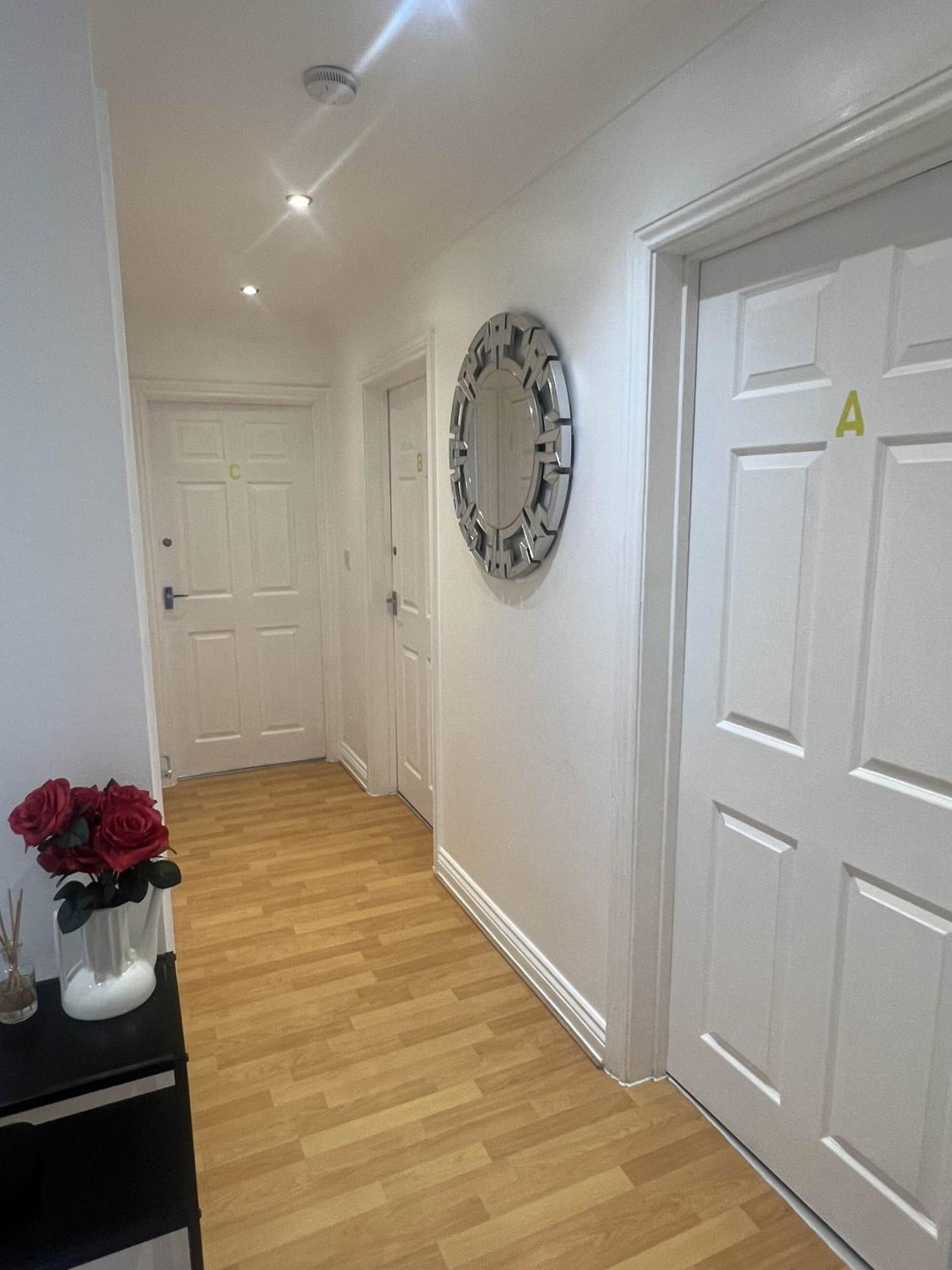 Luxury Rooms And An En-Suite Room With Free Wi-Fi Clarendon Way Colchester Exterior photo